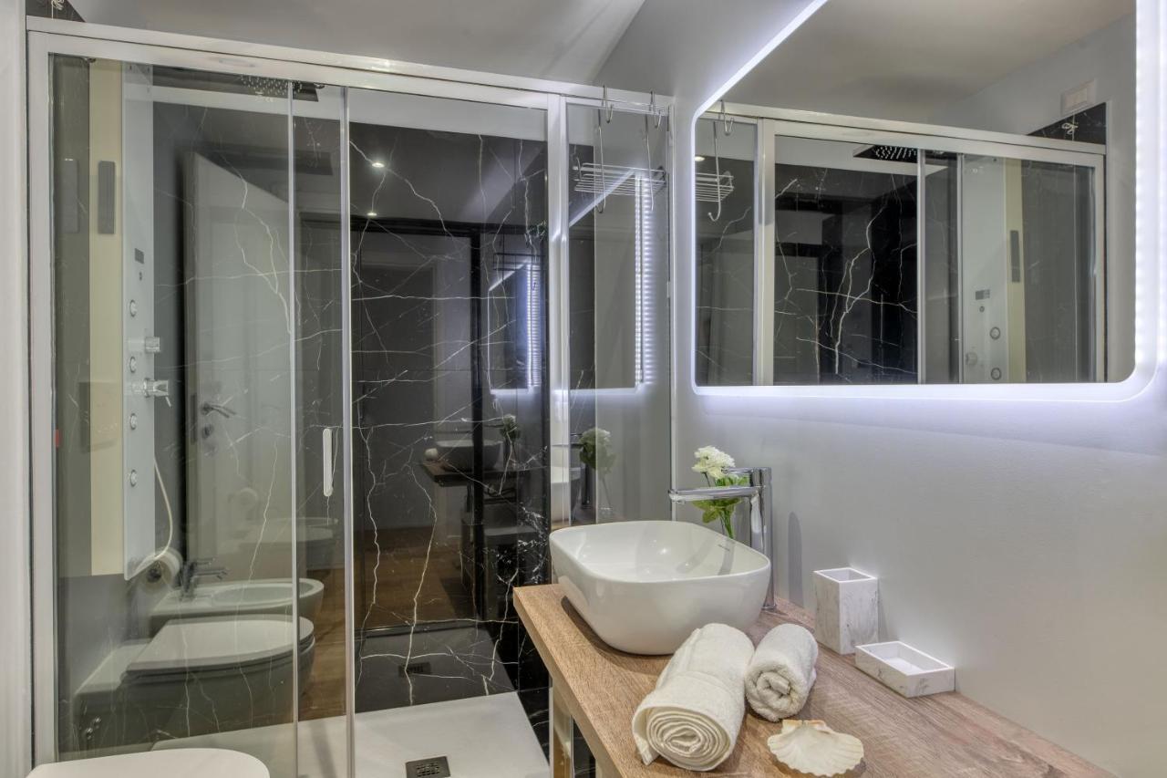 Izzhome Corso76 Cagliari Luaran gambar