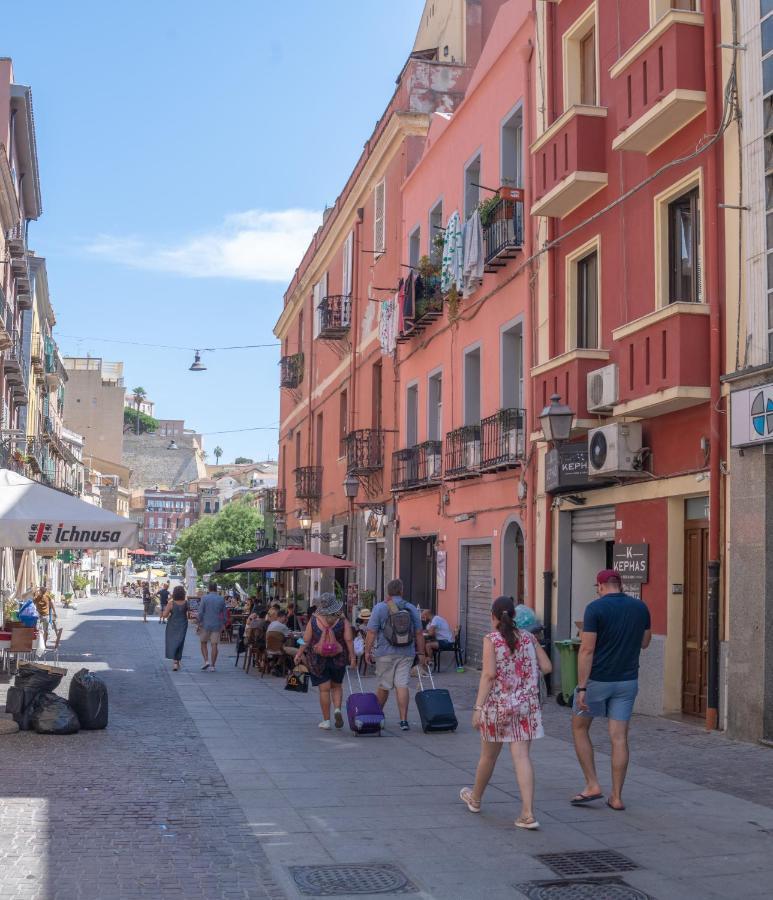 Izzhome Corso76 Cagliari Luaran gambar